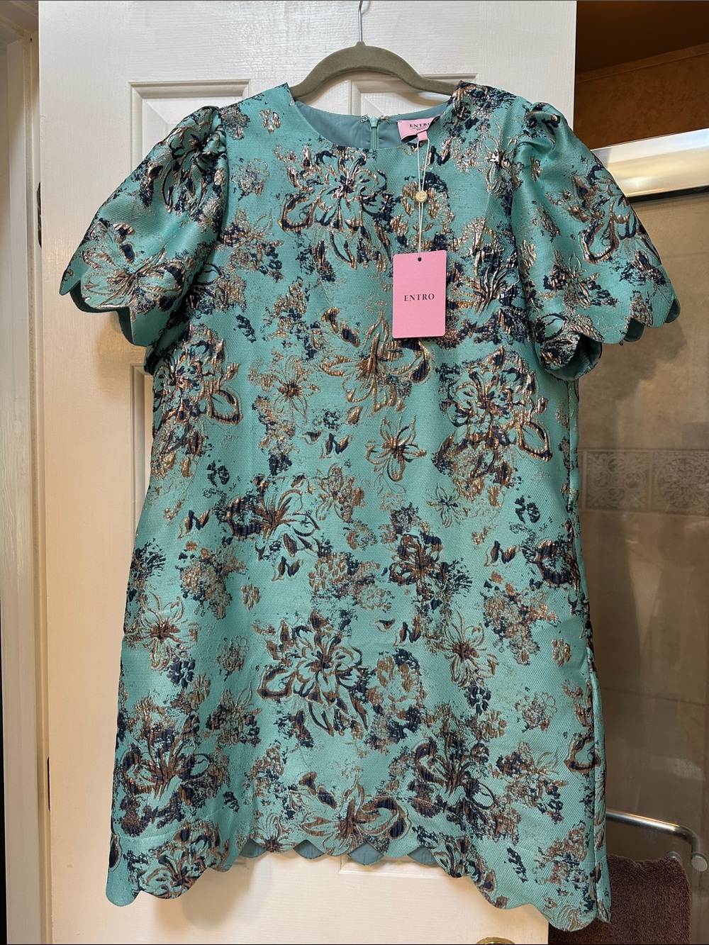 ENTRO Teal Floral Metallic Brocade Dress
New with Tags never worn